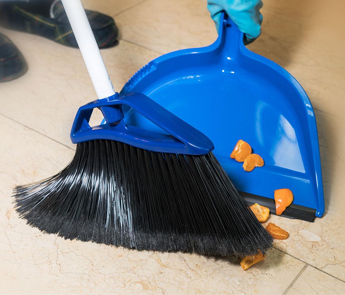 Angle brooms