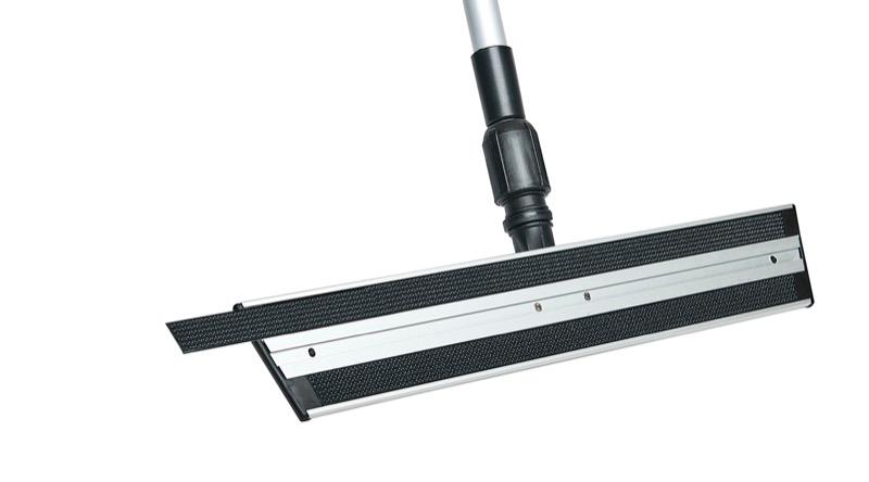 MFF-7418 - 18" Aluminum Velcro Flat Mop Frame